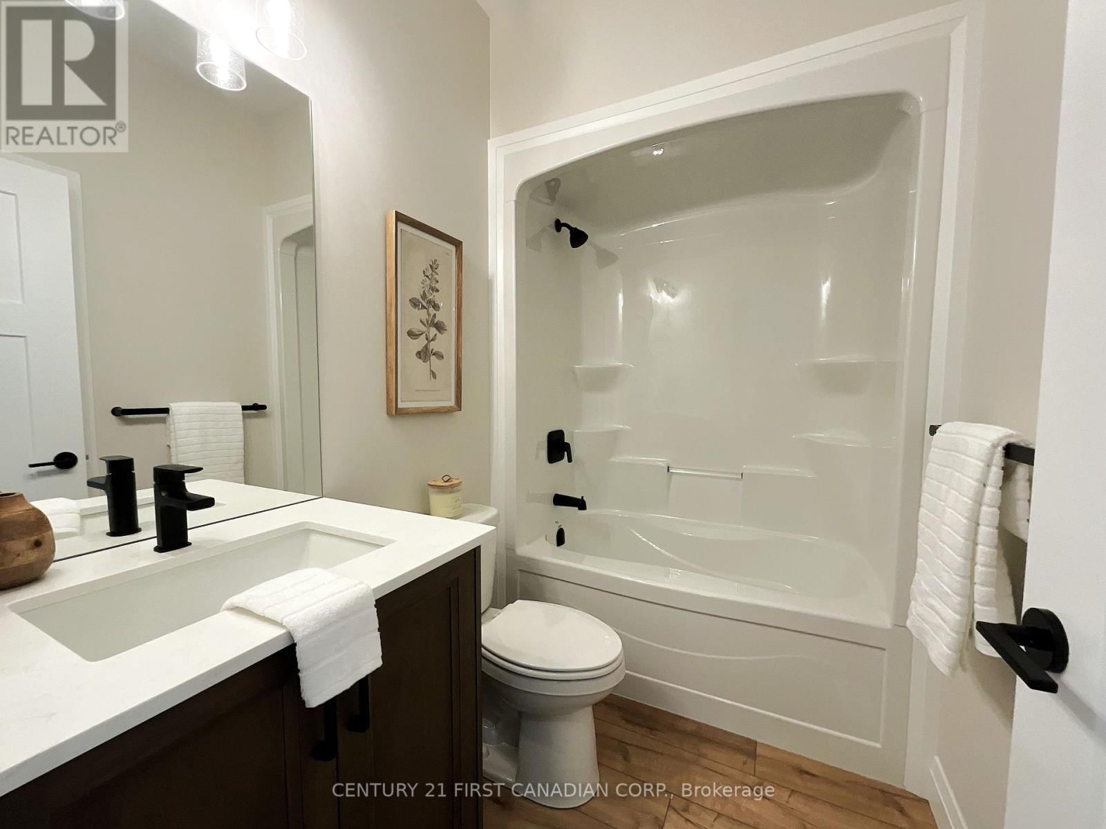 56 POSTMA CRESCENT Image 8