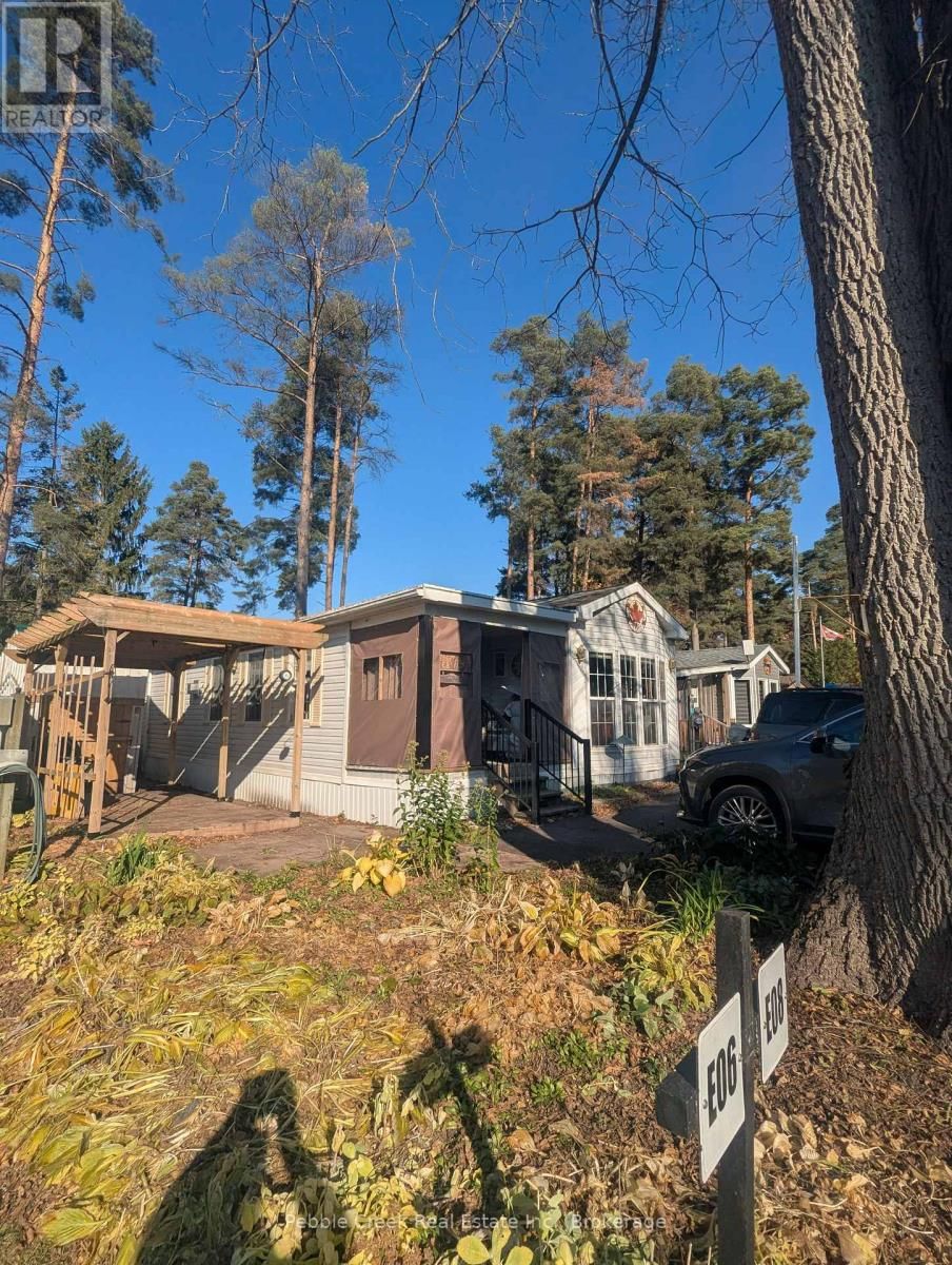 E8 - 77794 ORCHARD LINE Image 15