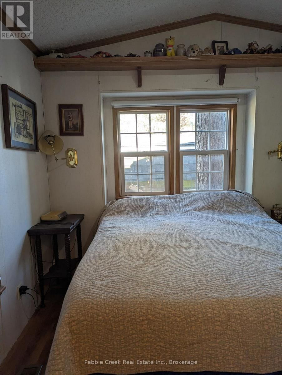 E8 - 77794 ORCHARD LINE Image 8