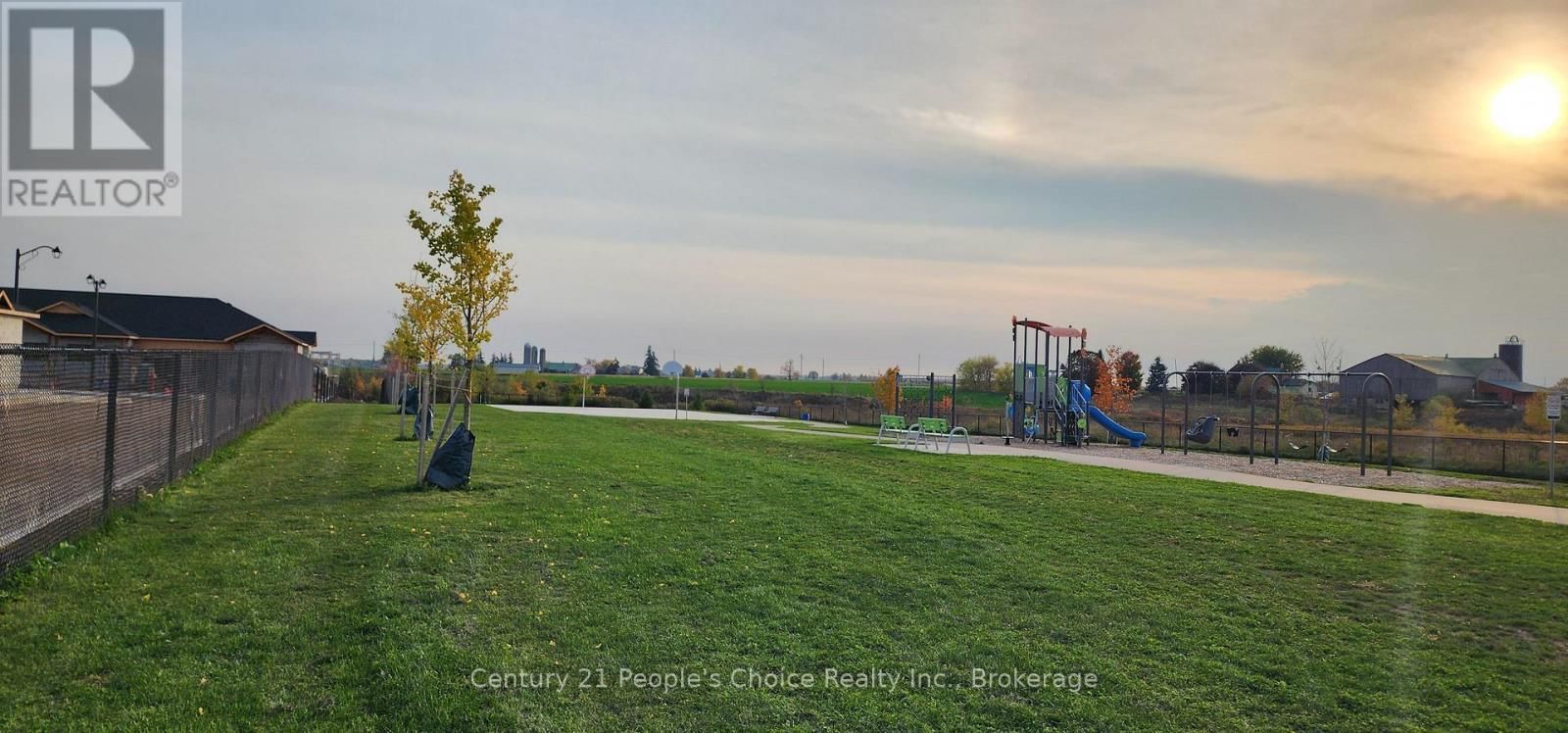 43 WEYMOUTH STREET Image 16