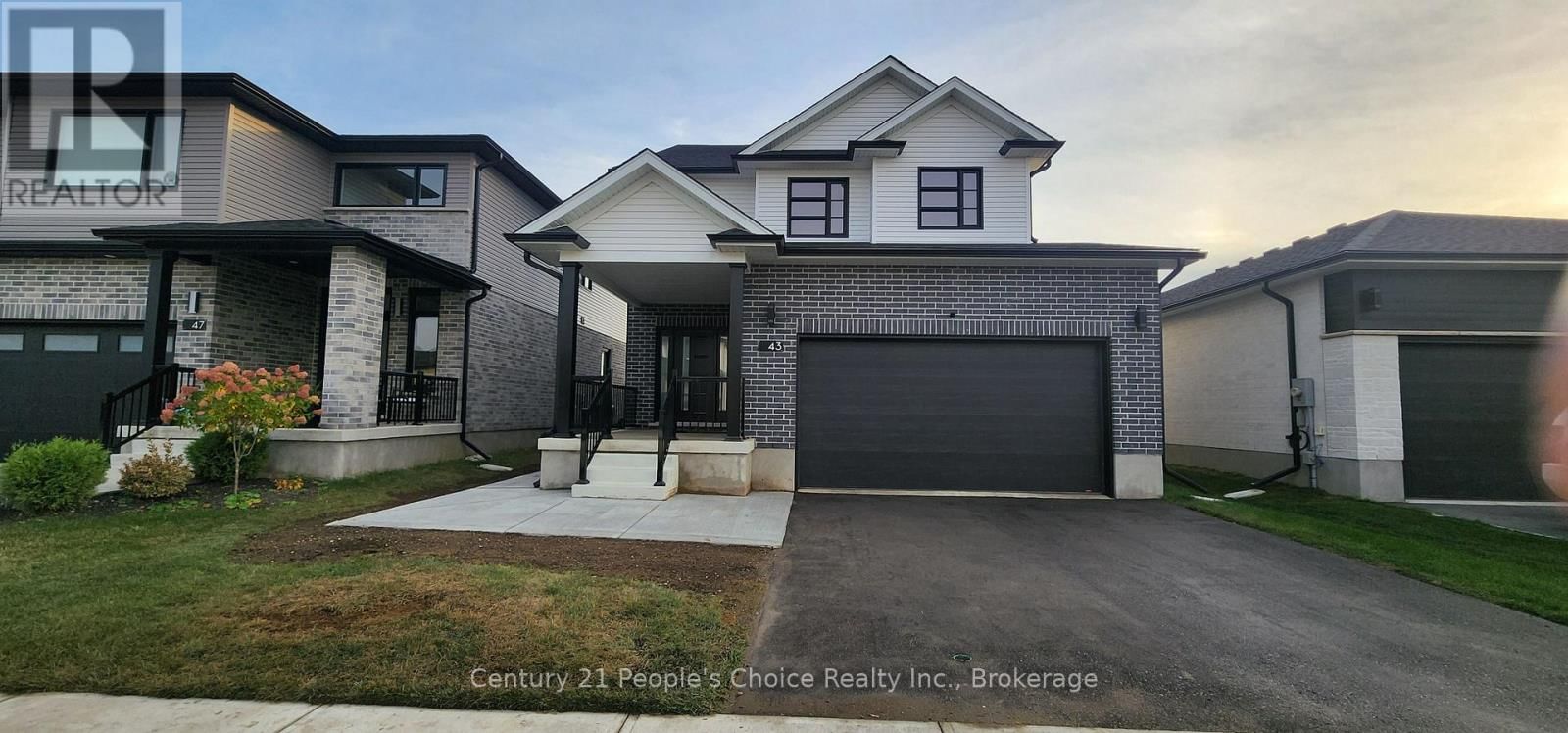 43 WEYMOUTH STREET Image 2