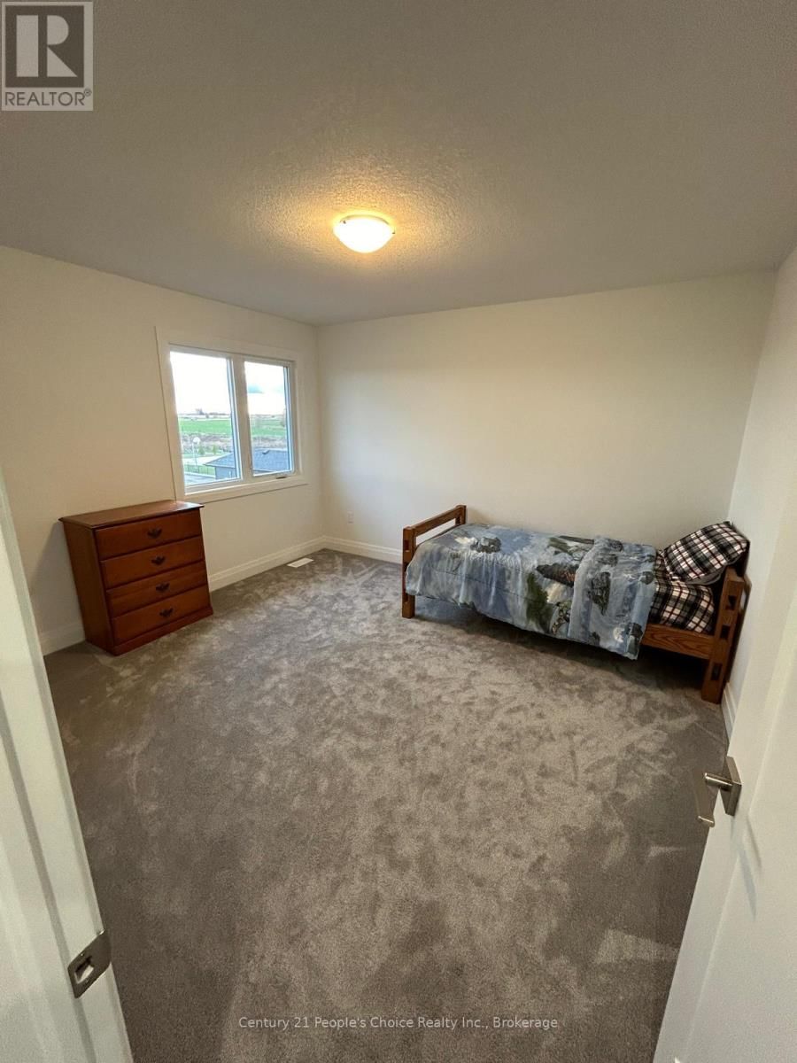 43 WEYMOUTH STREET Image 33