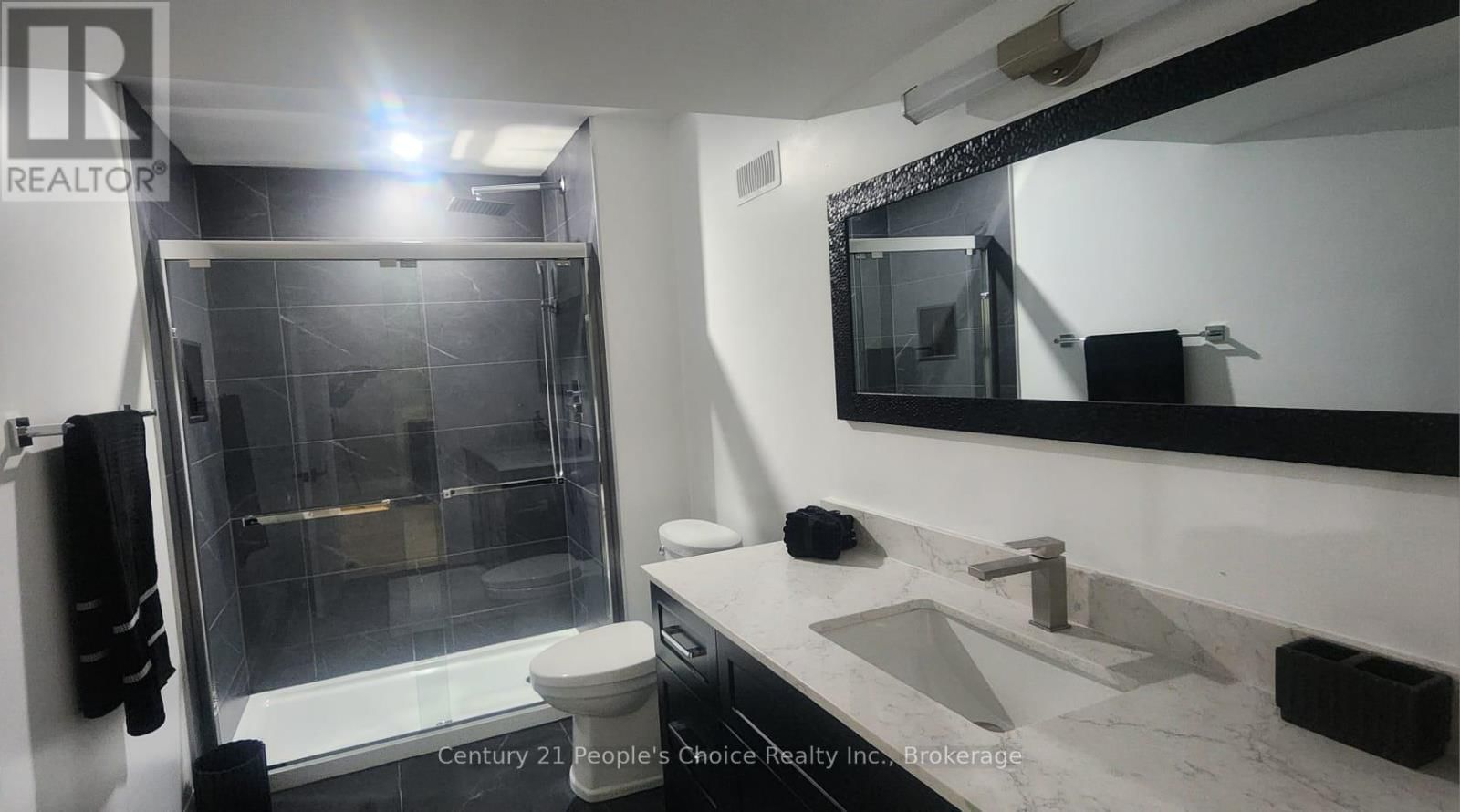 43 WEYMOUTH STREET Image 45