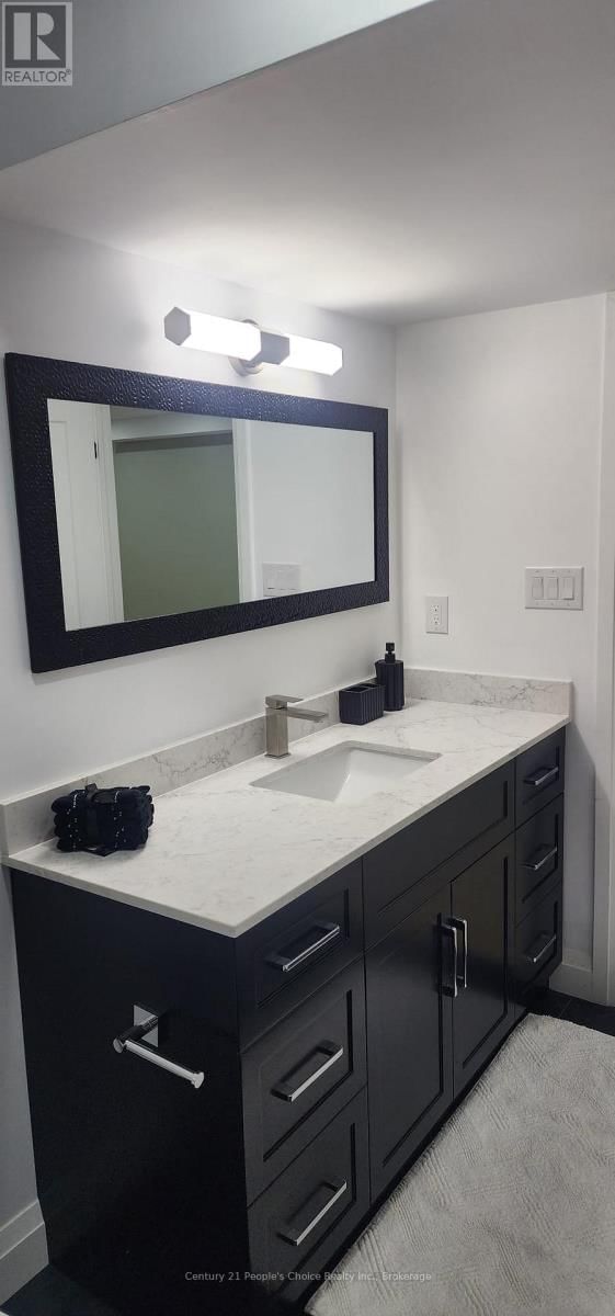 43 WEYMOUTH STREET Image 46