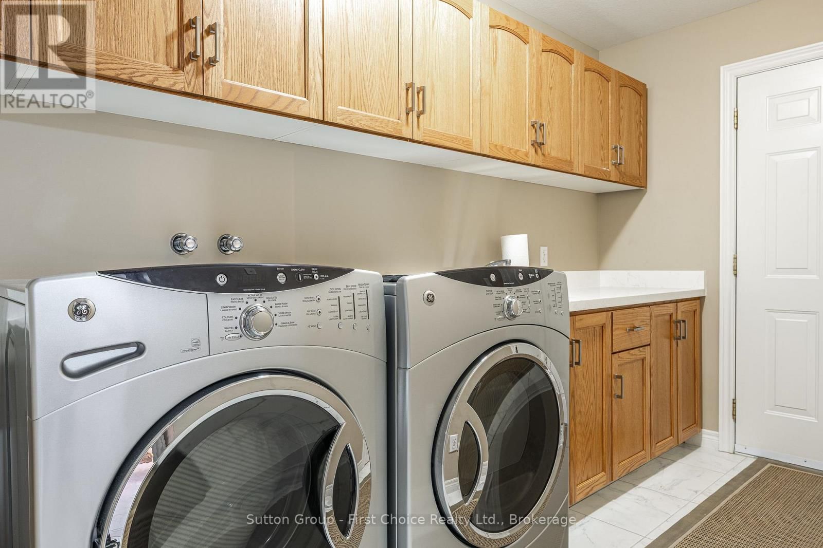 229 NAPIER STREET Image 20