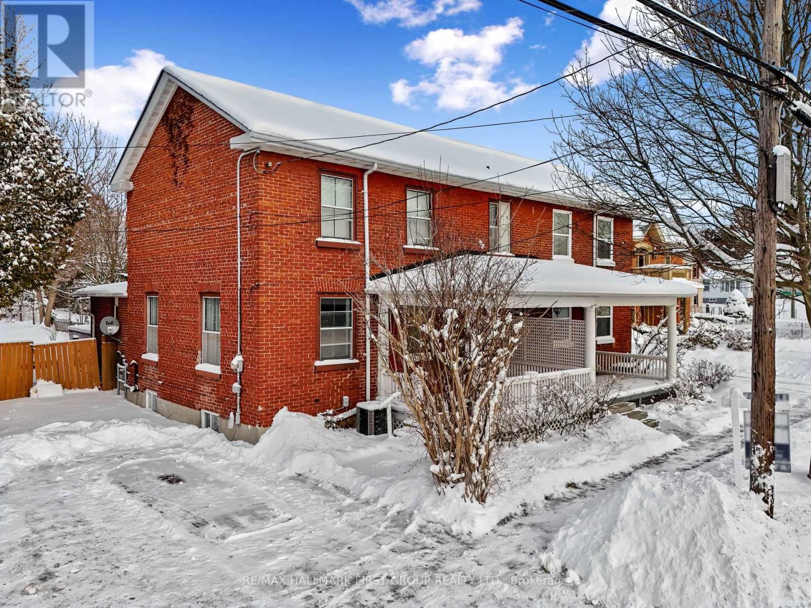 378 KING STREET WEST Image 1