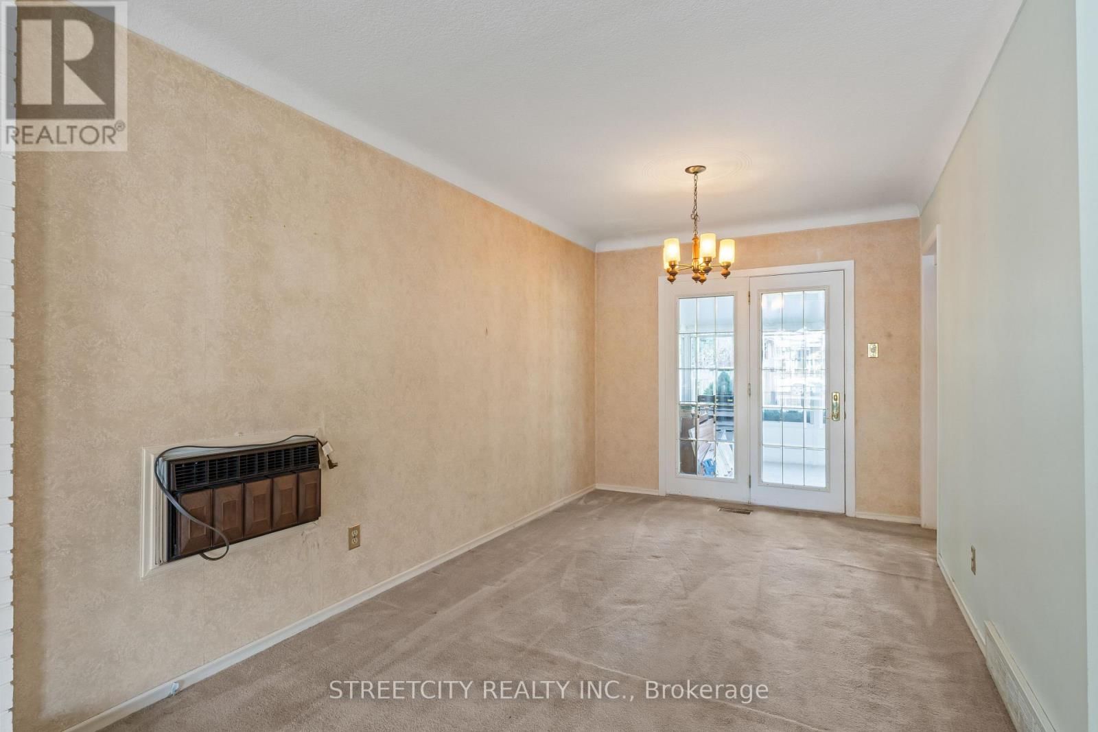 159 CENTRE STREET Image 13