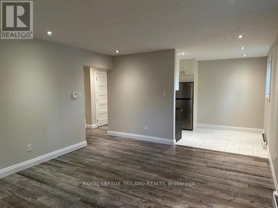 Image #1 of Commercial for Sale at Highview, St. Thomas, Ontario