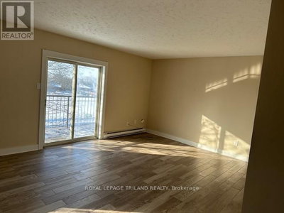 Image #1 of Commercial for Sale at Highview, St. Thomas, Ontario