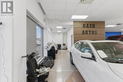 Image #1 of Commercial for Sale at Hartzel, St. Catharines , Ontario