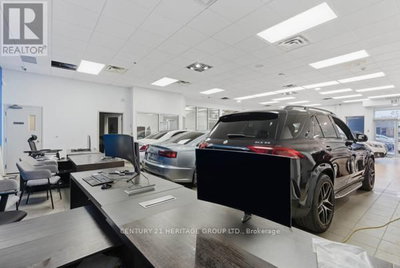 Image #1 of Commercial for Sale at Hartzel, St. Catharines , Ontario