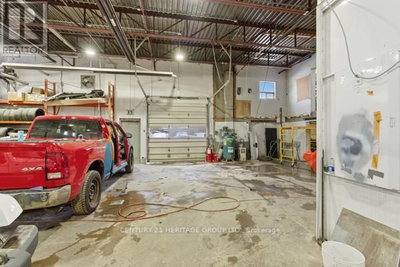 Image #1 of Commercial for Sale at Hartzel, St. Catharines , Ontario