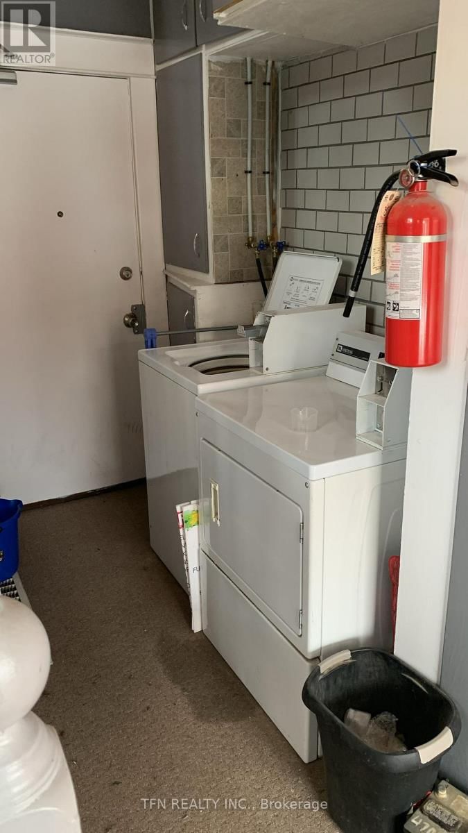 4 - 70 MILL STREET Image 3