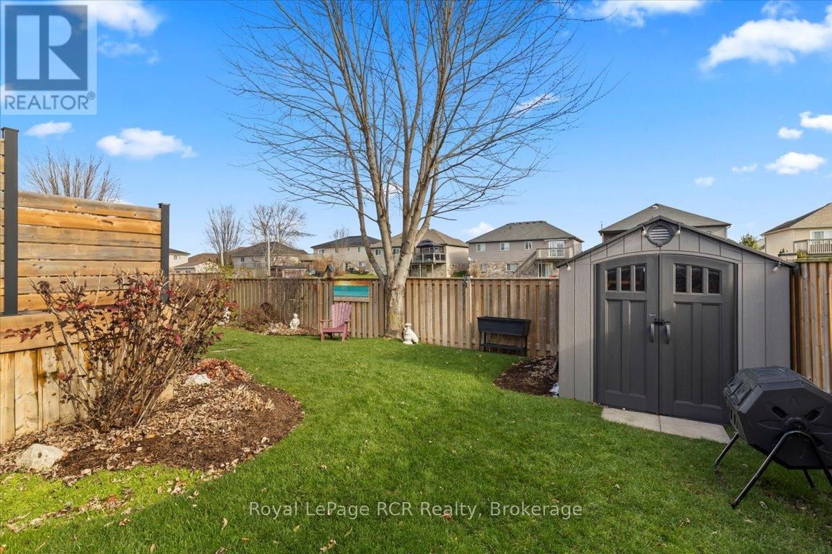 219 16TH AVENUE CRESCENT Image 28