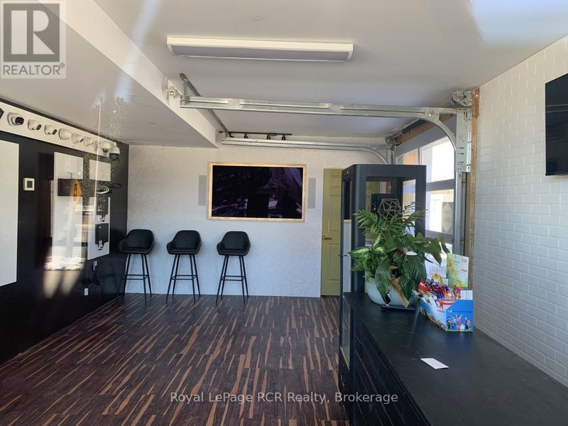 Image #1 of Business for Sale at 9th, Georgian Bluffs, Ontario