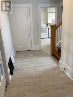 376 LAMBTON STREET Image 14