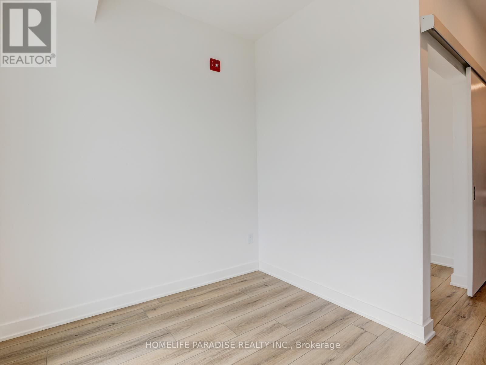 416 - 312 ERB STREET WEST Image 26