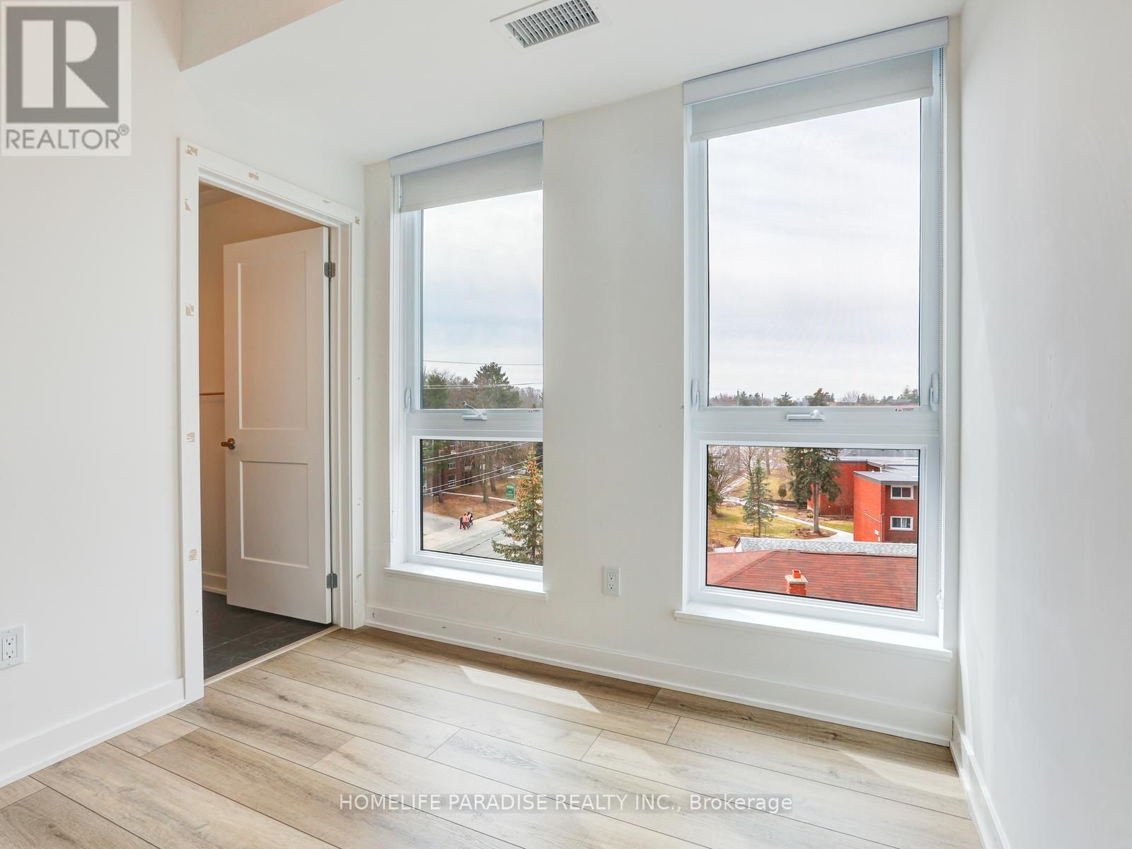 416 - 312 ERB STREET WEST Image 28