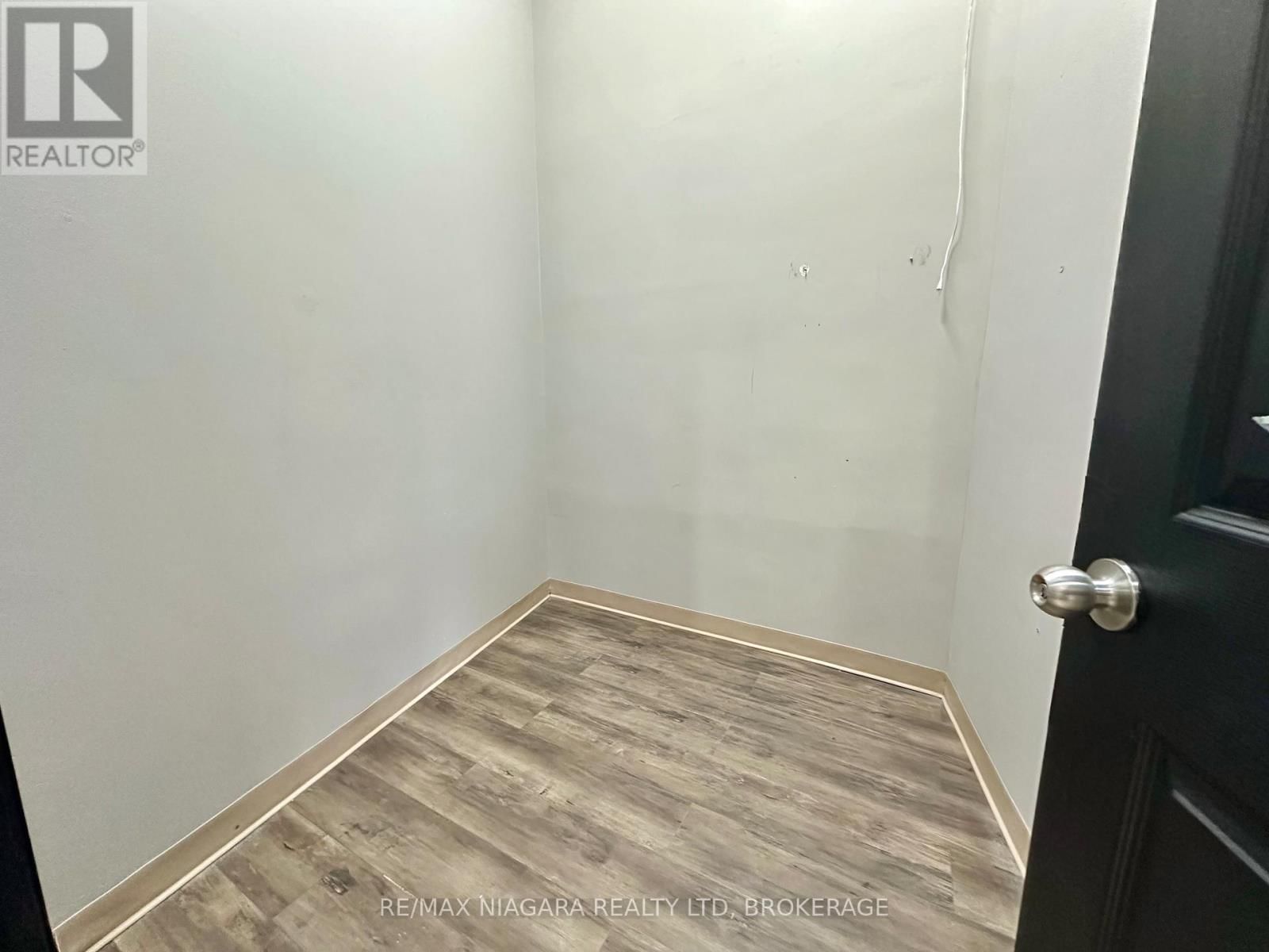 9 - 17 EAST MAIN STREET Image 11