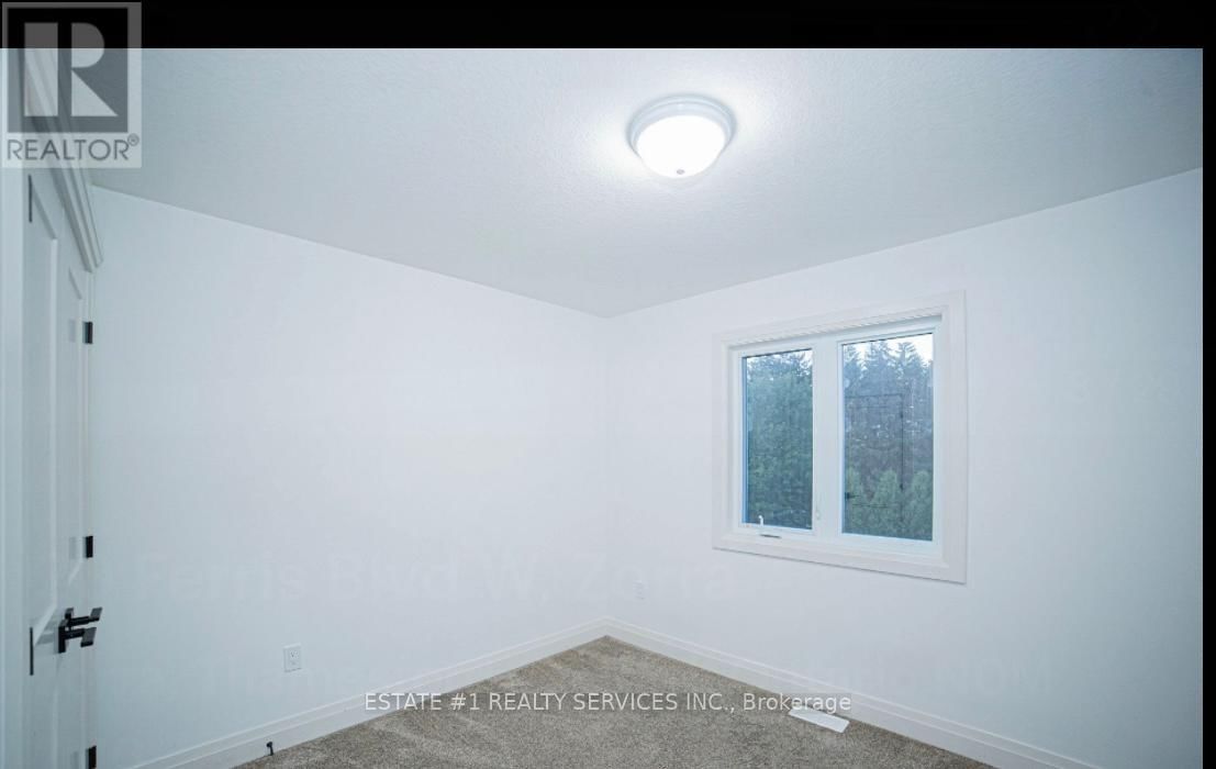 20 FERRIS BOULEVARD WEST Image 23