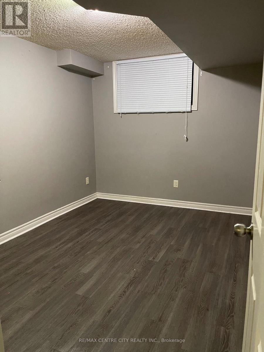 31 - 600 SARNIA ROAD Image 22