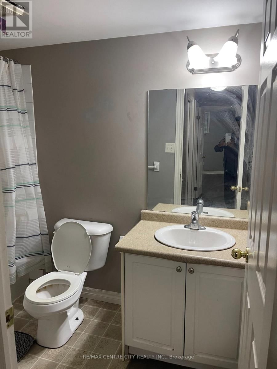 31 - 600 SARNIA ROAD Image 24