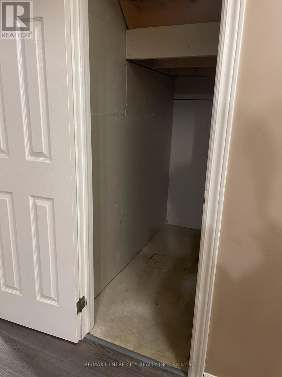 31 - 600 SARNIA ROAD Image 28