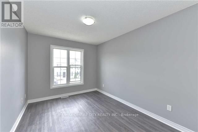 31 - 600 SARNIA ROAD Image 9