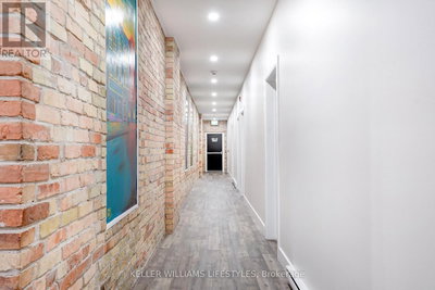 Image #1 of Commercial for Sale at Talbot, St. Thomas, Ontario