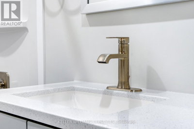 Image #1 of Commercial for Sale at Talbot, St. Thomas, Ontario