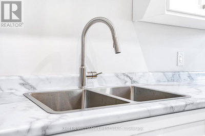 Image #1 of Commercial for Sale at Talbot, St. Thomas, Ontario