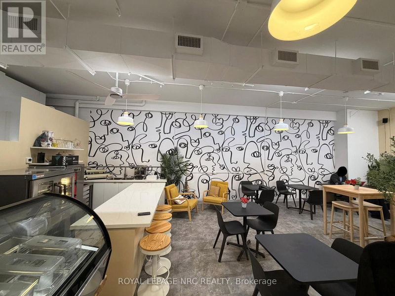 Image #1 of Restaurant for Sale at York, Niagara On The Lake , Ontario