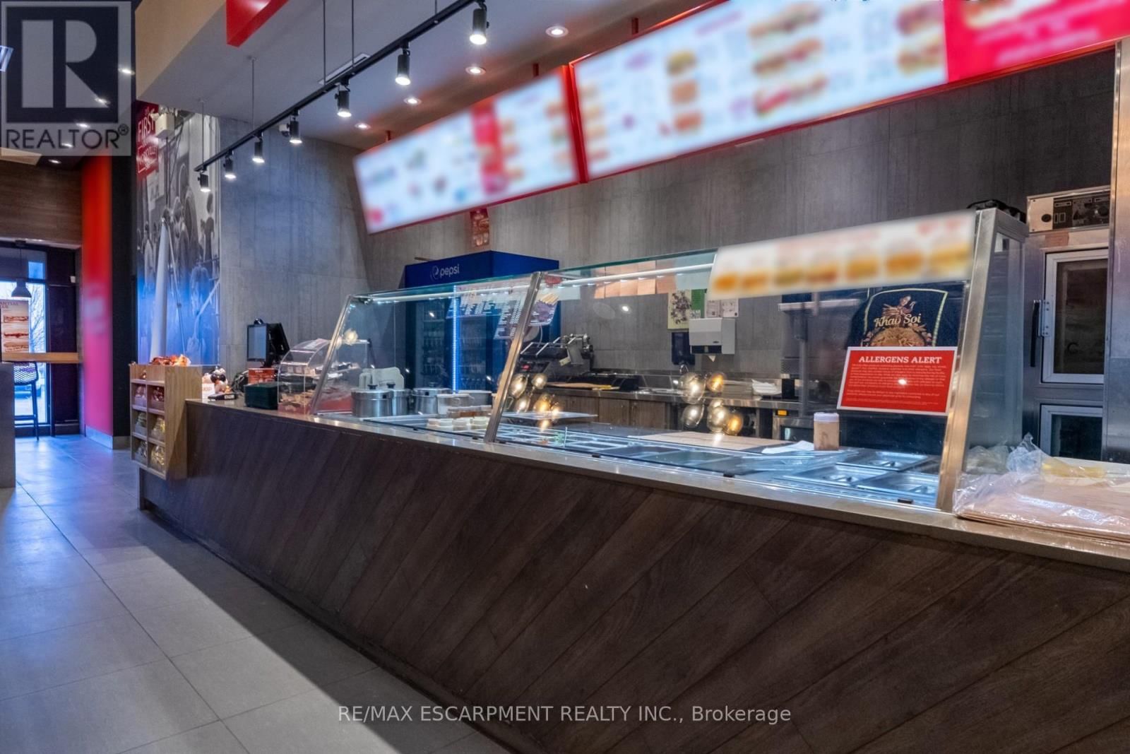 3 - 300 FOURTH AVENUE Image 3