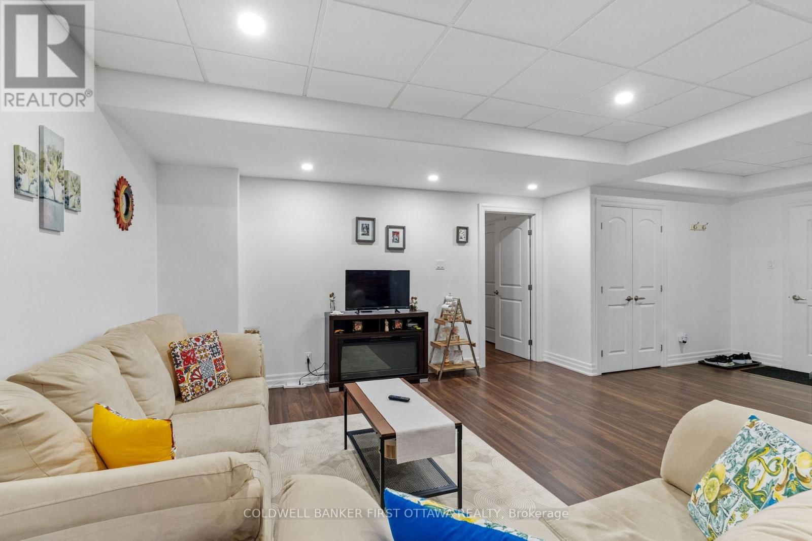 1623 CLAYMOR AVENUE Image 41