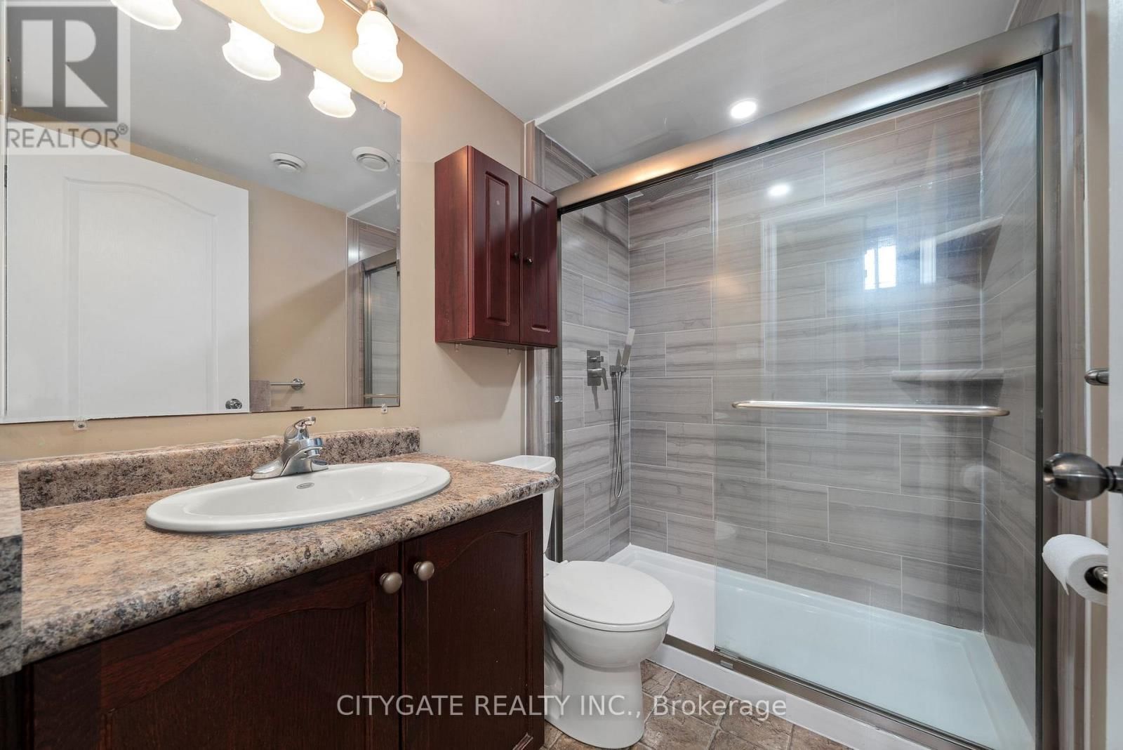 43 FOLLWELL CRESCENT Image 26