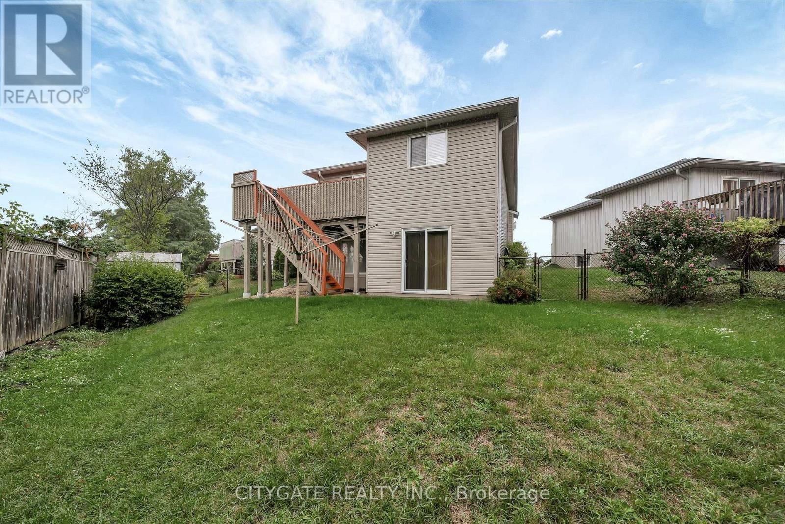 43 FOLLWELL CRESCENT Image 46