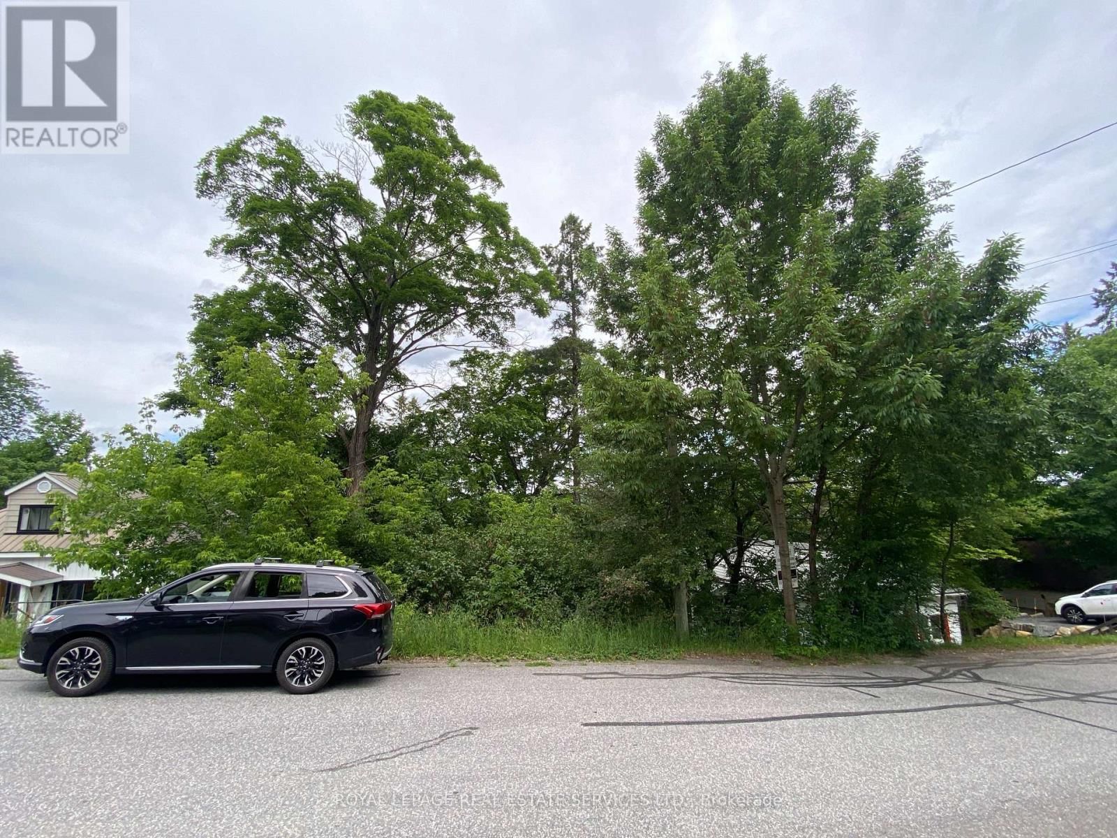 16 CORA STREET EAST Image 10