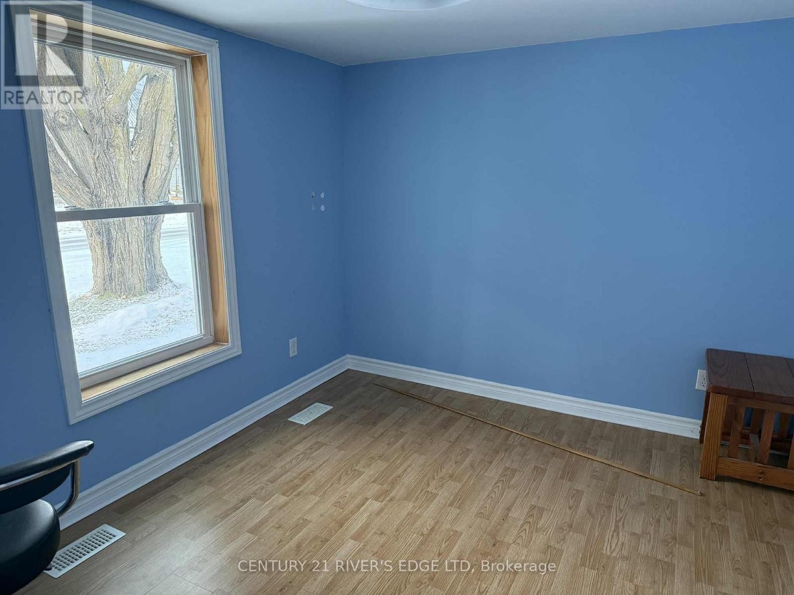 101 SCHOFIELD AVENUE Image 11