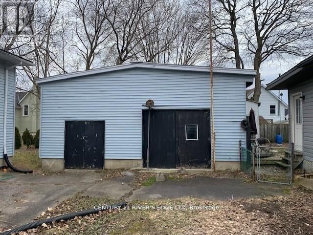 101 SCHOFIELD AVENUE Image 12