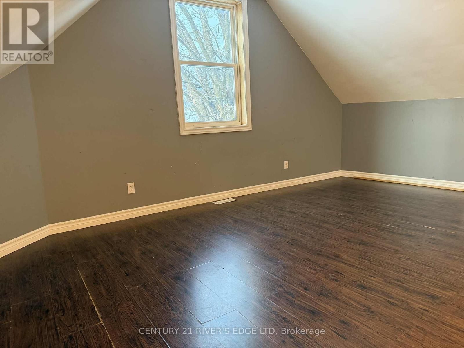 101 SCHOFIELD AVENUE Image 9