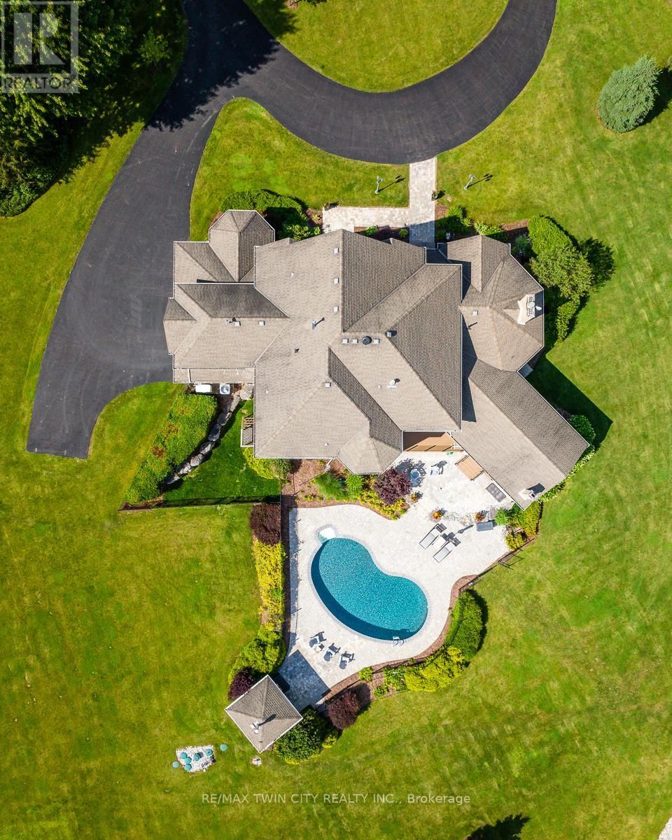 1532 6TH CONCESSION ROAD WEST Image 6