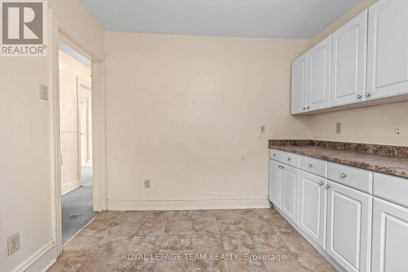 498 GLADSTONE AVENUE Image 24