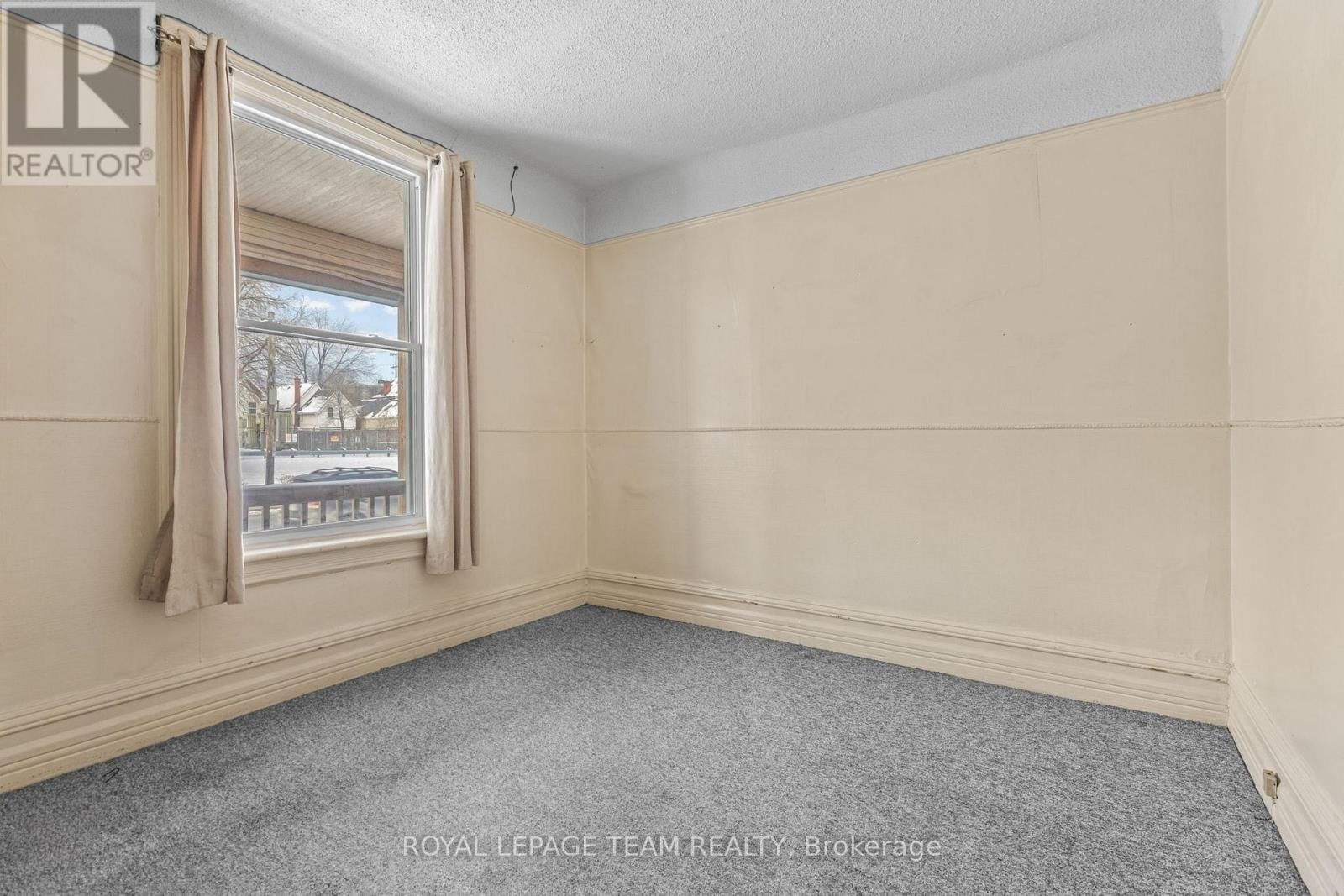 498 GLADSTONE AVENUE Image 7