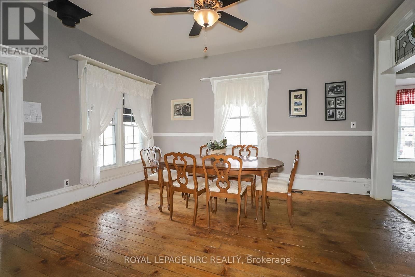 264 RIDGE ROAD NORTH Image 13