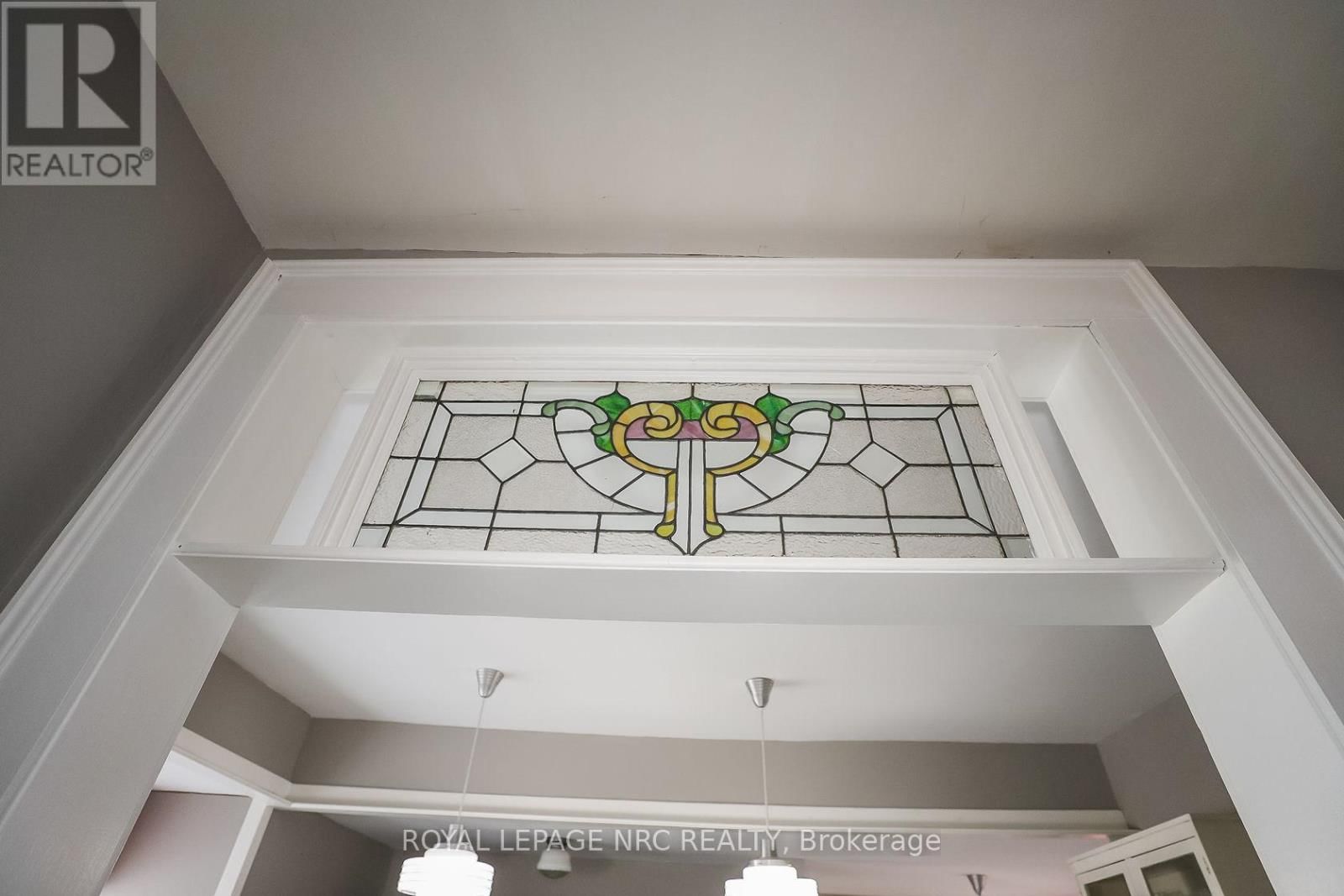 264 RIDGE ROAD NORTH Image 15