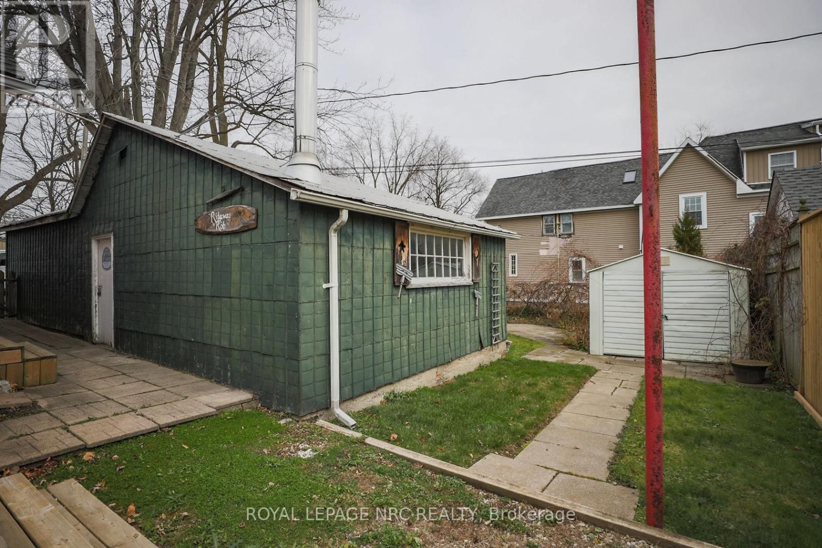 264 RIDGE ROAD NORTH Image 34