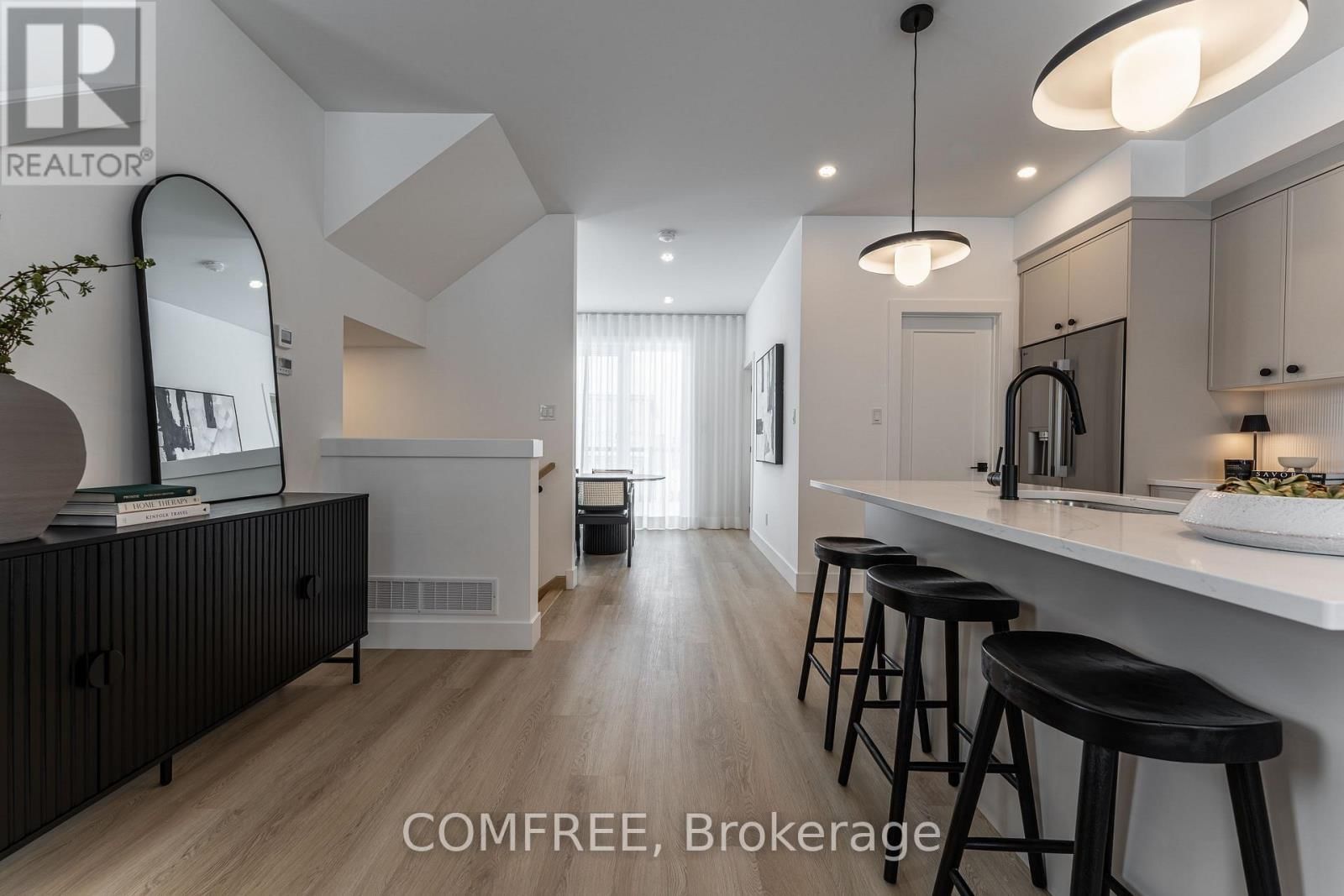 2 - 3090 PETTY ROAD Image 7