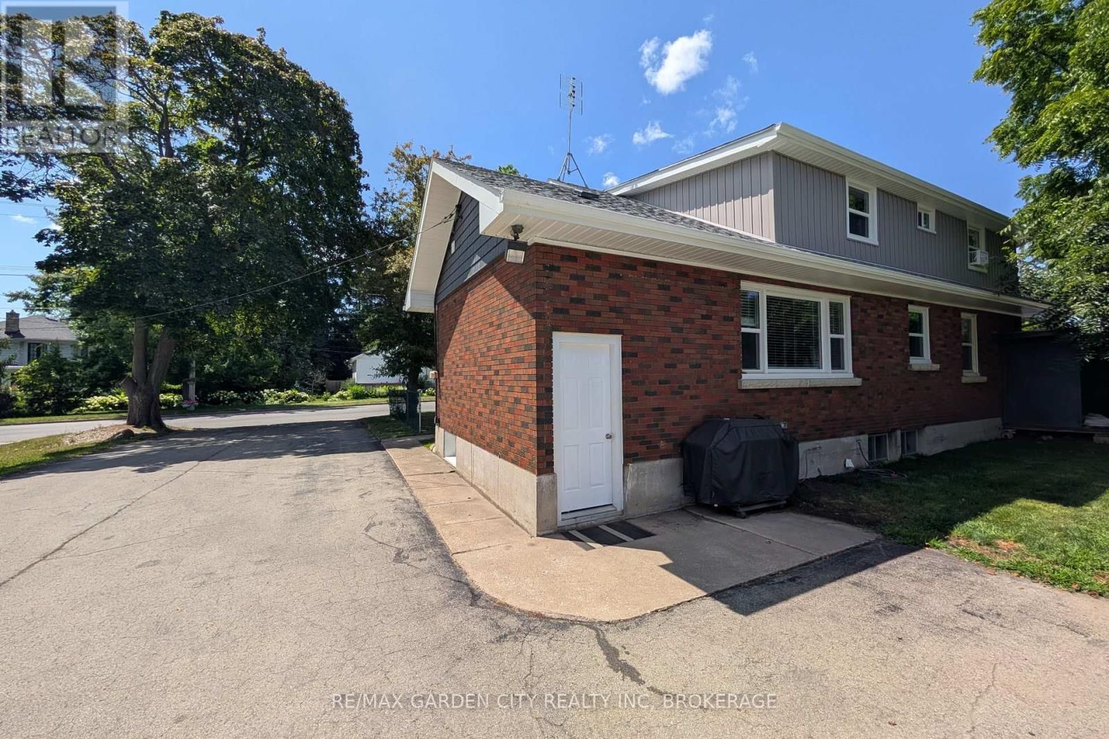 222 RIDGEWAY ROAD Image 33