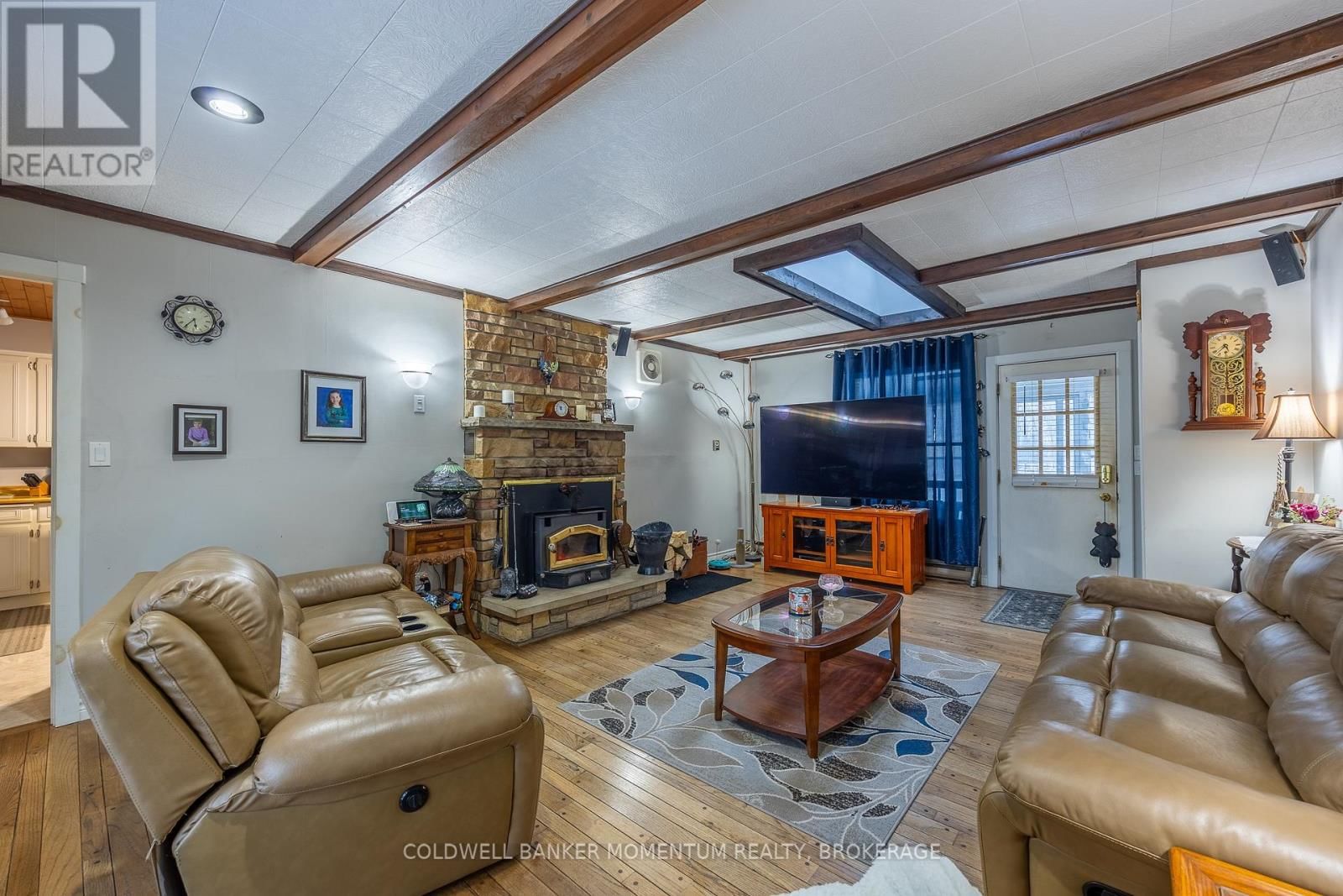 54428 TALBOT LINE Image 13