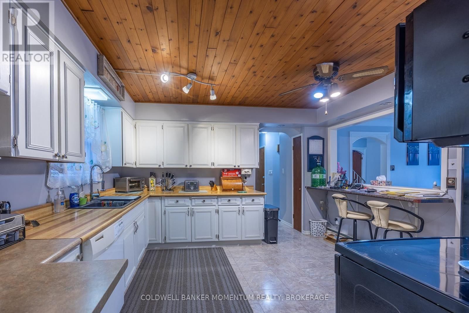 54428 TALBOT LINE Image 15